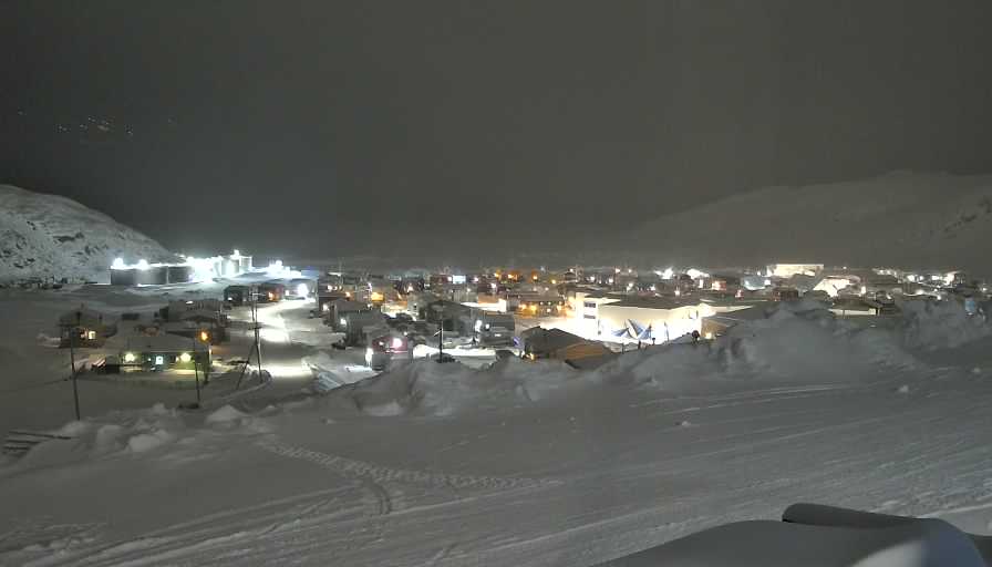 Live image of Salluit Bay