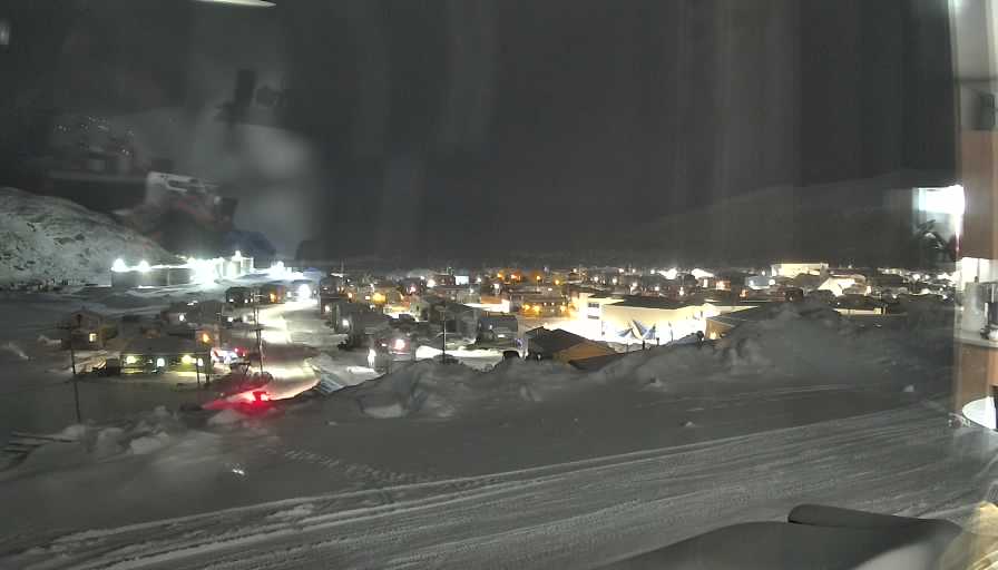 Live image of Salluit Bay